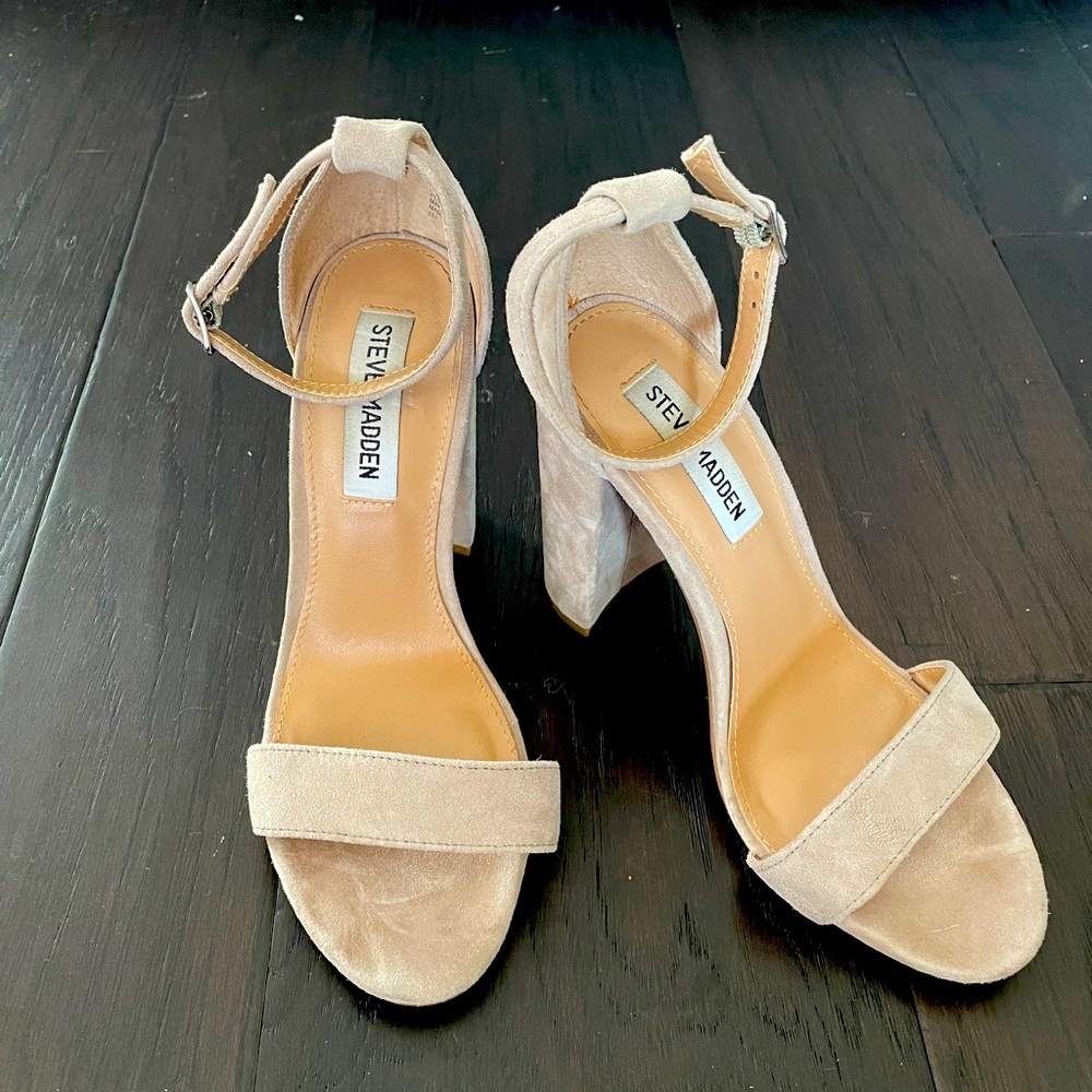 Steve Madden Carrson Nude Heels
